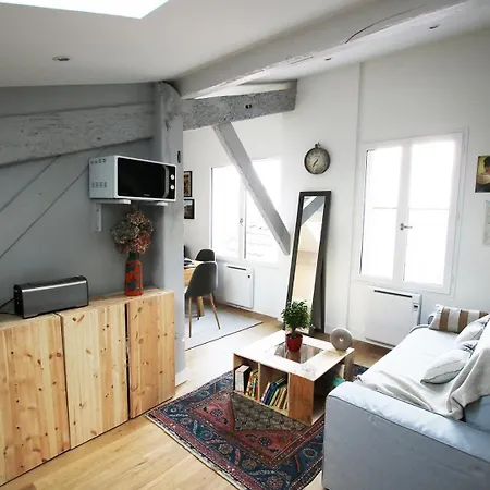 Guestready - Sunny Attic Apt Near Grand Theatre Bordeaux Exterior photo