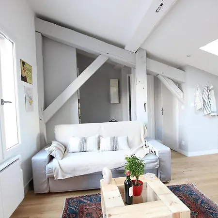 Guestready - Sunny Attic Apt Near Grand Theatre Bordeaux Exterior photo