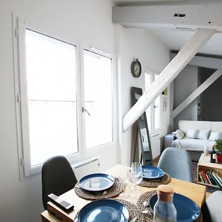 Guestready - Sunny Attic Apt Near Grand Theatre Bordeaux Exterior photo
