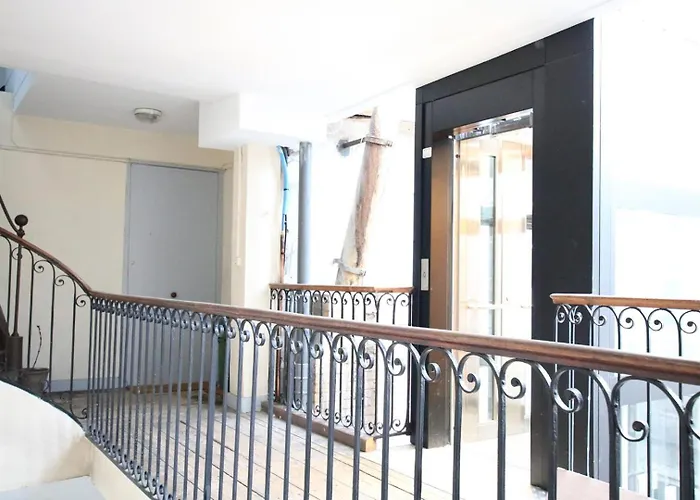 Guestready - Sunny Attic Apt Near Grand Theatre